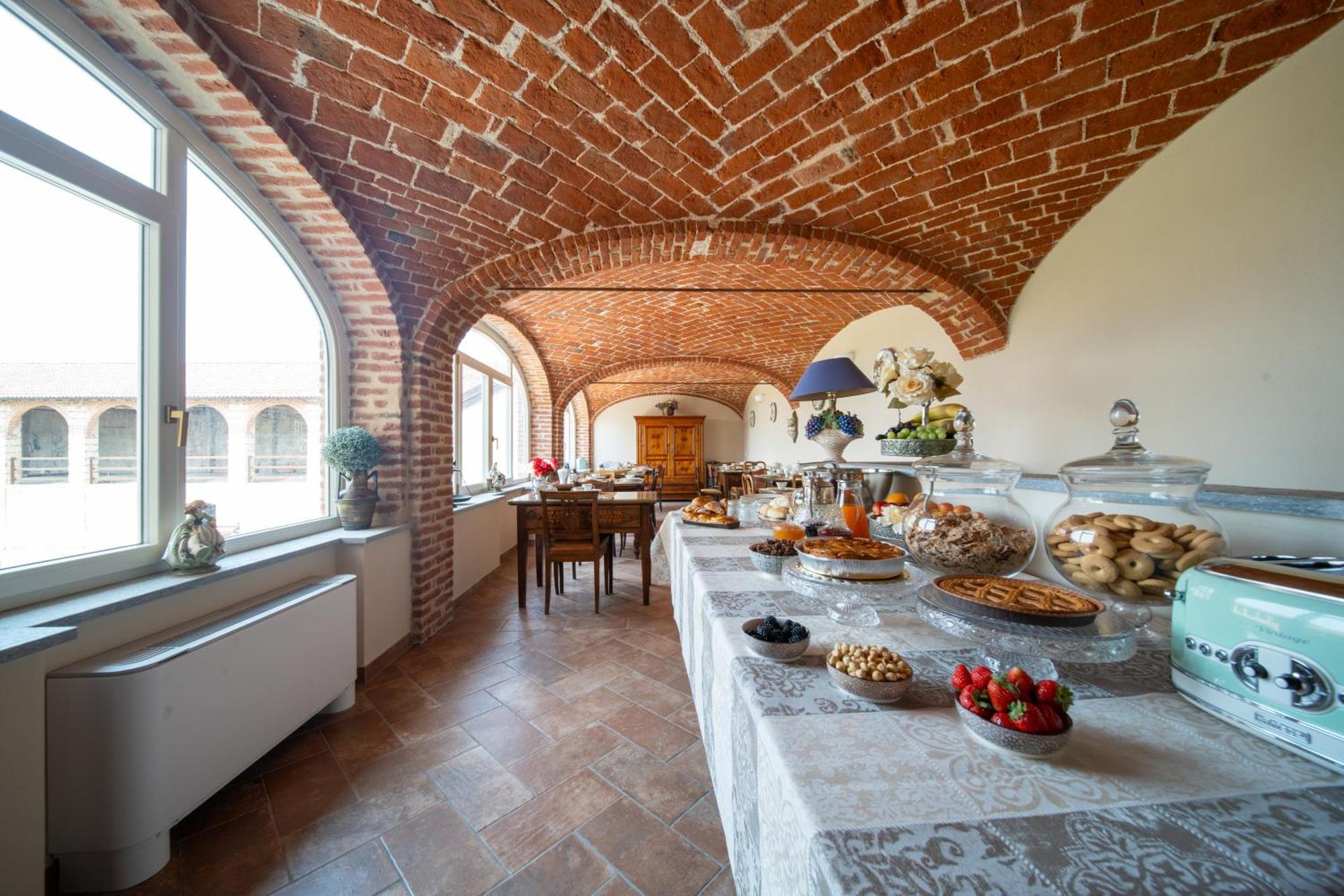Cascina Baronina Bed & Breakfast Terruggia Ngoại thất bức ảnh