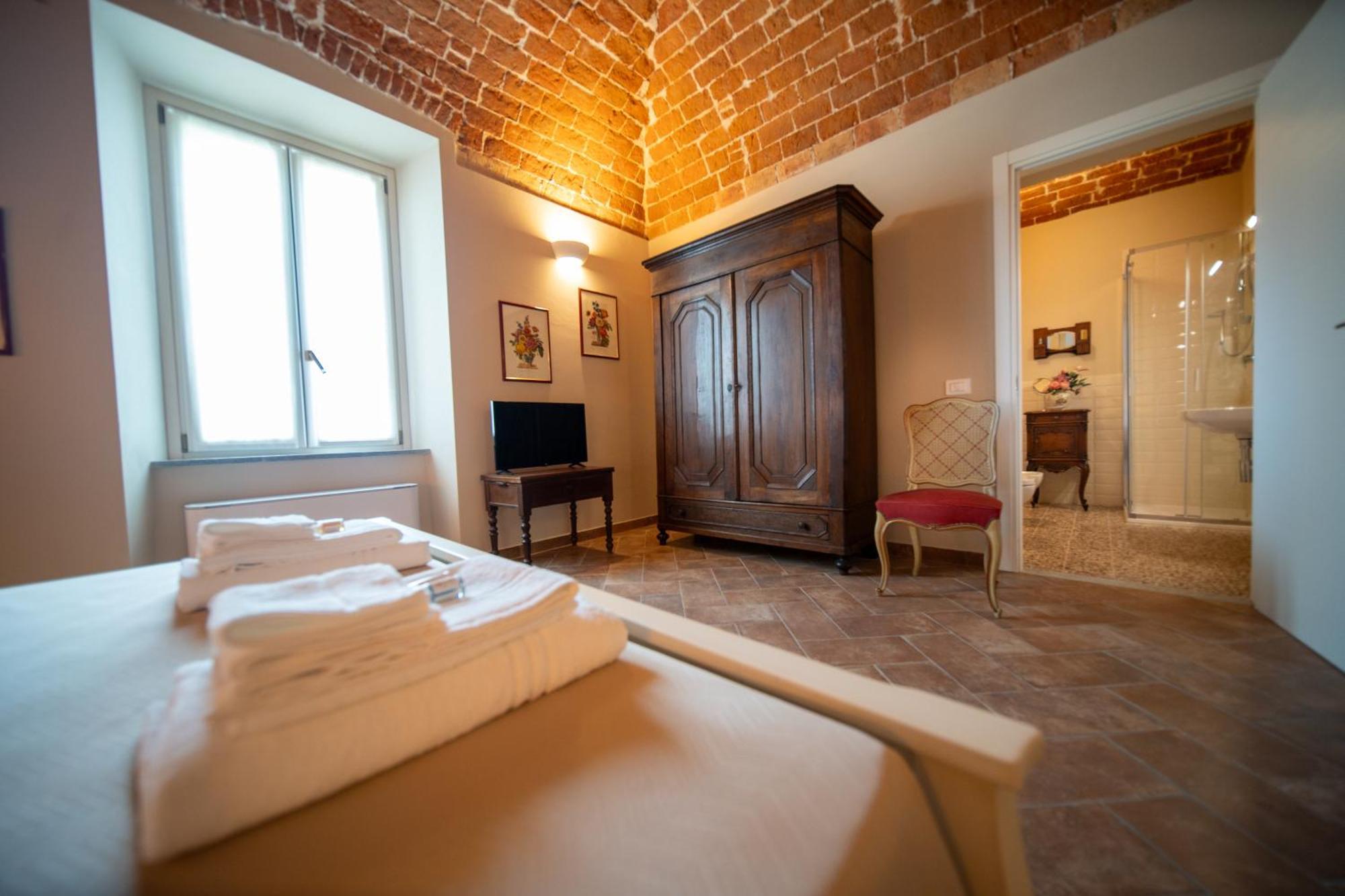 Cascina Baronina Bed & Breakfast Terruggia Ngoại thất bức ảnh